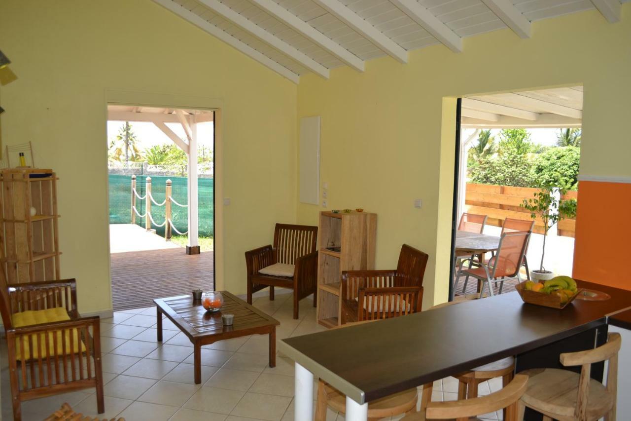Mini-Villa Entre Montagne Et Mer Goyave Экстерьер фото